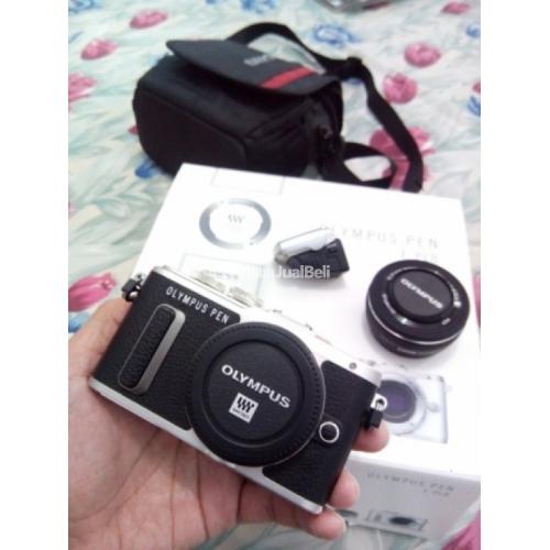 Kamera Mirrorless Super Olympus EPL8 Black Second Harga Murah di Malang