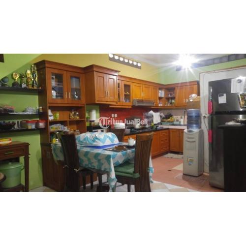 Rumah Strategis 3 Kamar Tidur Ada Garasi Akses Mudah Villa Melati Mas Serpong - Tangerang Selatan