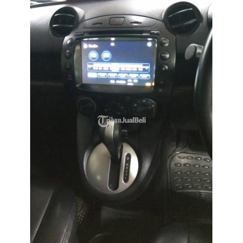 Mobil Mazda 2 R AT 2012 Warna Merah Mulus Pajak Panjang Murah - Jakarta Utara