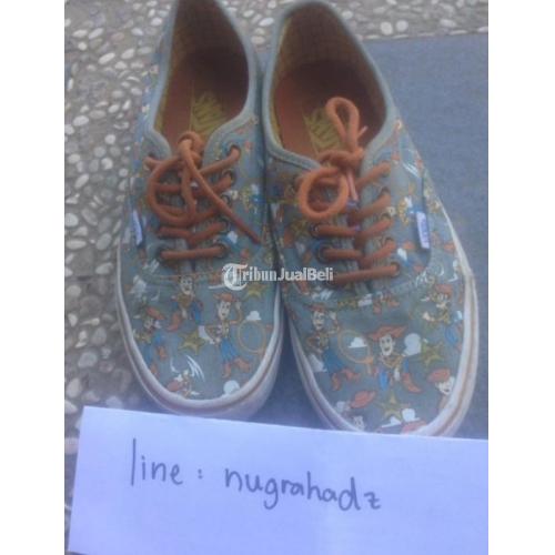 Harga sepatu hotsell vans toy story