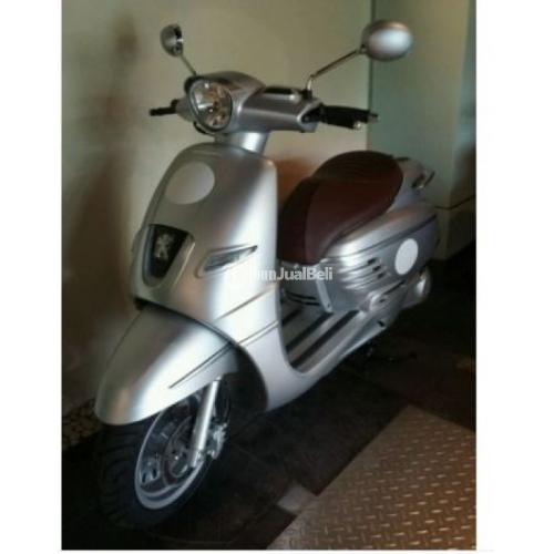 Motor Skuter Matic Skutik Peugeot Django Sport 150cc Second