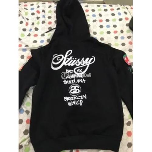 Stussy World Tour Flags Hoodie size L Tag Ada Size L Fit M Harga