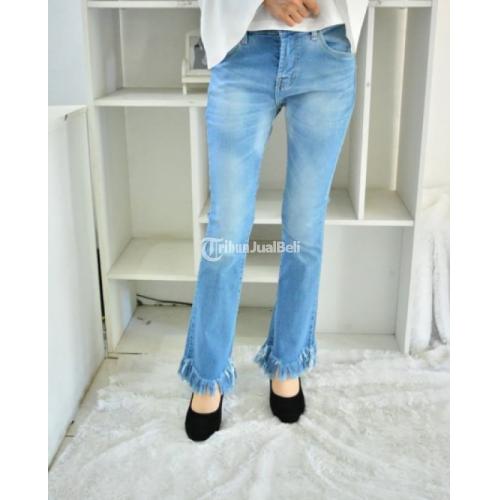 Celana Jeans Wanita Murah Rebel Cutbray Bahan Berkualitas di Surabaya