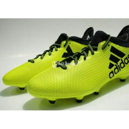 Sepatu bola 2024 adidas x 17