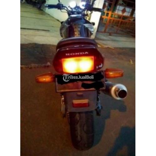Honda CB 400 Brembo Version 1998 No Paper Gear Set Baru Body Kinclong - Jakarta
