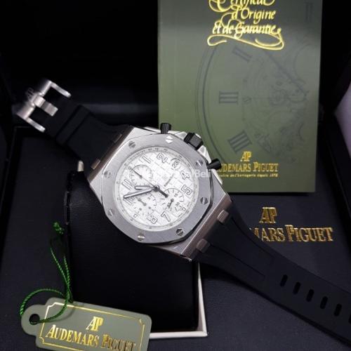 Harga jam audemars 2024 piguet royal oak