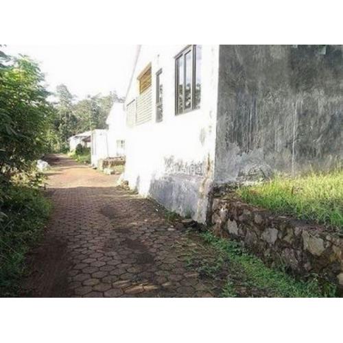 Tanah Kosong di Daerah Patemon Sekaran Gunung Pati SHM Lingkungan Padat Penduduk - Semarang