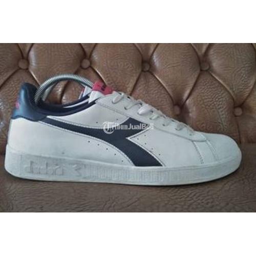 Harga sepatu sneakers clearance diadora