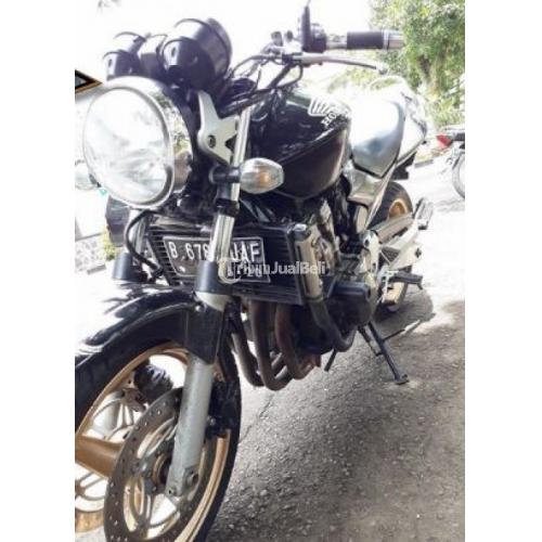 Moge Honda CB600F Hornet 2004 Seken Kelistrikan Bagus Ban Masih