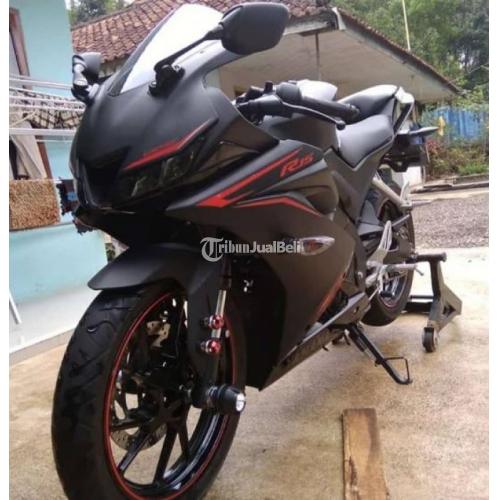 Motor Sport Bekas Yamaha R15 2017 Pajak Hidup Body Mulus Low Kilometer Asli di Tasikmalaya TribunJualBeli