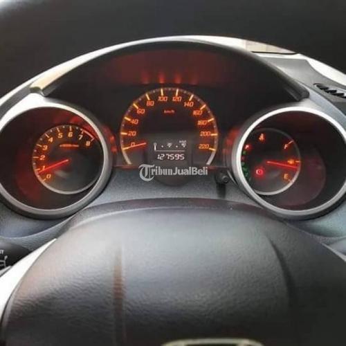 Kredit Mobil Matic Bekas Honda Jazz 2009 Second Normal DP Ringan Harga Murah di Kediri Tribun