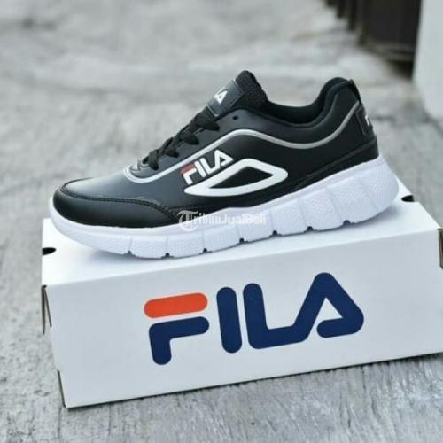 Harga sepatu hotsell sport fila