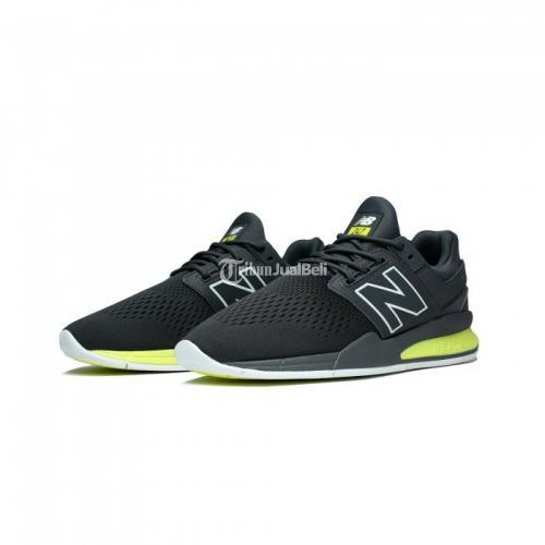 Sepatu New Balance 247 Tritium Size 40 di 45 Barang Bagus Kualitas