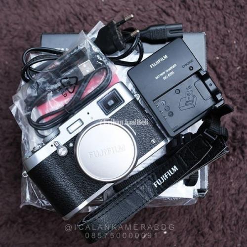 Kamera Mirrorless Bekas Fujifilm X100T Lensa 23 F2 Lengkap Normal Murah