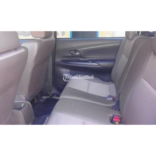 Mobil Bekas Daihatsu Xenia Tipe X 2016 MPV Murah Terawat Orisinil - Malang