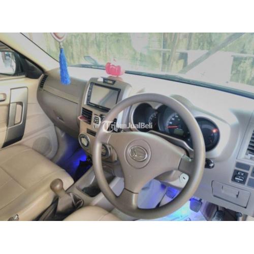Daihatsu Terios Manual Interior