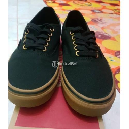 Vans authentic clearance black gum hf