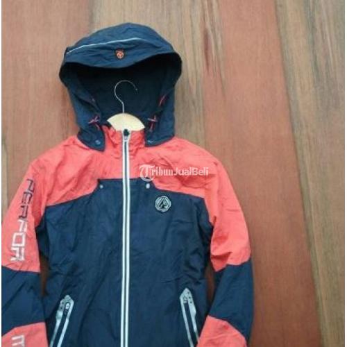 Jaket Outdoor Airwalk Waterproof Mulus Kondisi Aman Siap Pakai - Pontianak