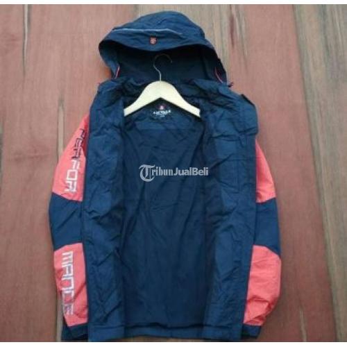 Jaket Outdoor Airwalk Waterproof Mulus Kondisi Aman Siap Pakai - Pontianak