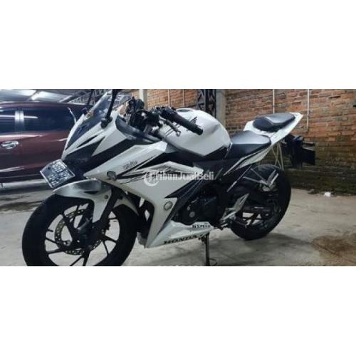 Motor Bekas Honda CBR 150 2016 Kondisi Full Standard No Modif di