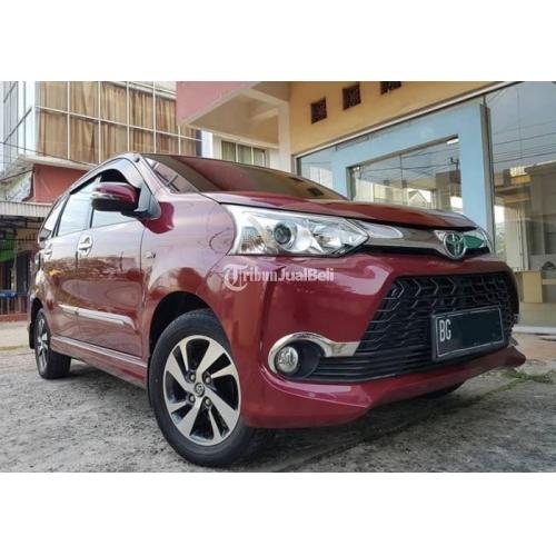 Legenda Jalanan: Mengupas Toyota Avanza 2010 Merah Maroon