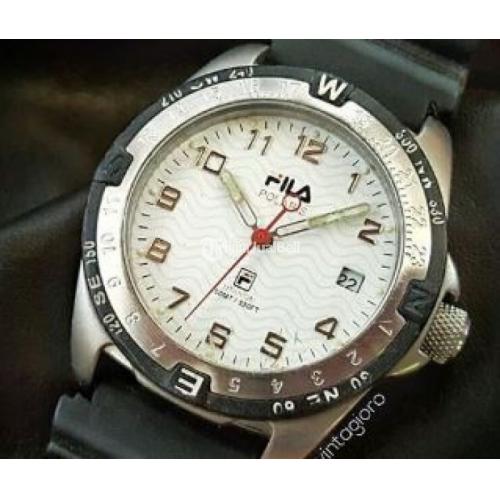 Jam Tangan Bekas Tipe Analog Fila Polaris Titanium Field Mulus