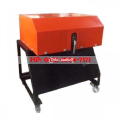 Pengcungkil Atau Pengupas Batok Kelapa 1 Mata Pisau - Halmahera Barat