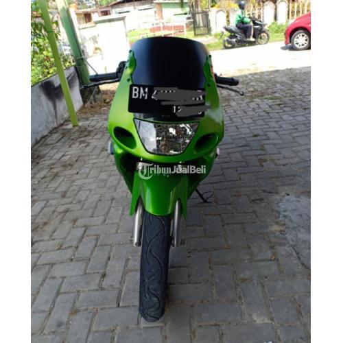 Kawasaki Ninja RR Tahun 2011 Original Pabrik Surat Lengkap Plat BM Warna Hijau Motor Siap pakai - Riau