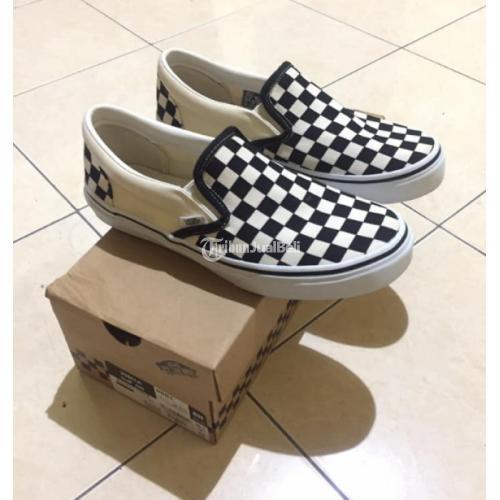 Sepatu Vans Slip On Checkerboard Japmar Size cm Mulus No