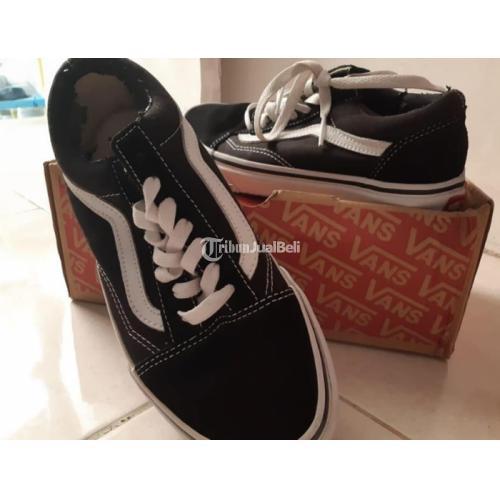 Sepatu Bekas Vans Old Skool Black White Size 38 Hitam Bekas Bagus