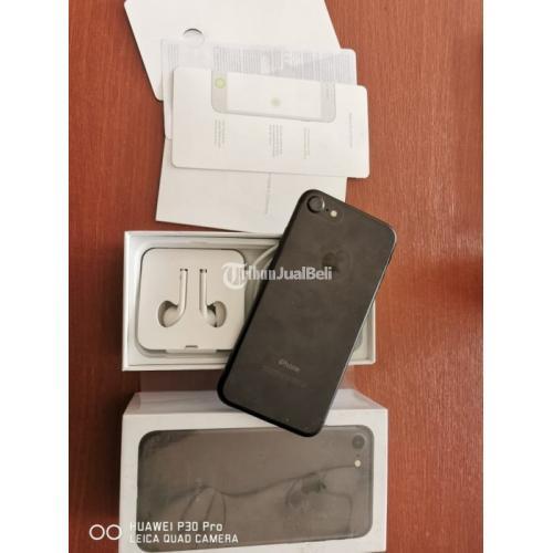 iPhone 7 128GB Black Ex Garansi Resmi Inter Fullset Mulus Normal Harga Nego - Denpasar