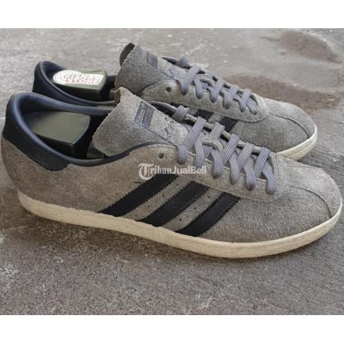 Adidas tobacco white mountaineering online