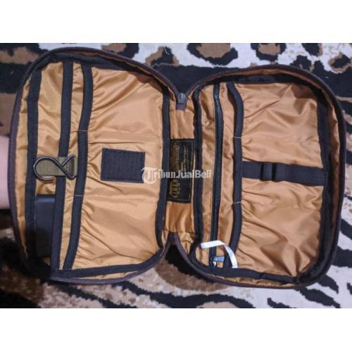 TAS Handbag Pouch Bag Eiger Toiletry Masih Bagus Mulus Oke Harga