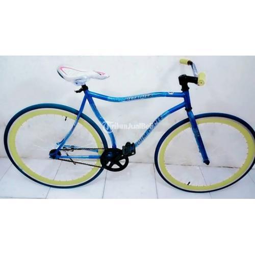 Sepeda Fixie Sporty Classic Bekas Warna Blue Navy Normal Mulus