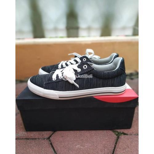 Sneakers Airwalk Size 42 Bagus Mulus Kondisi Baru harga Murah Meriah - Gresik