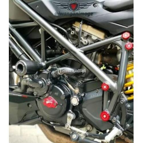 Moge Bekas Ducati Streetfighter 848 2013 Full Paper Pajak Baru ATPM - Surabaya