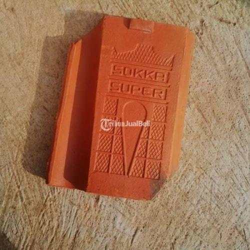 Genteng Pres Berkualitas Garansi 10 Tahun Tahan Injak Jaminan Tidak Mudah Retak - Klaten