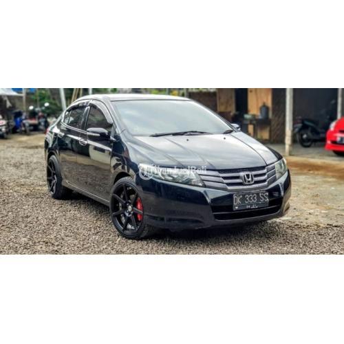Mobil Sedan Bekas Honda City 2011 Matic Murah Normal Mulus Siap Pakai - Bali