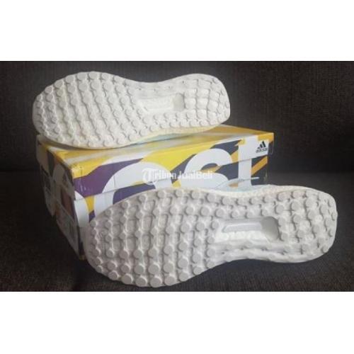 Sneakers Adidas Ultraboost Second Original Mulus Siap Pakai - Sleman