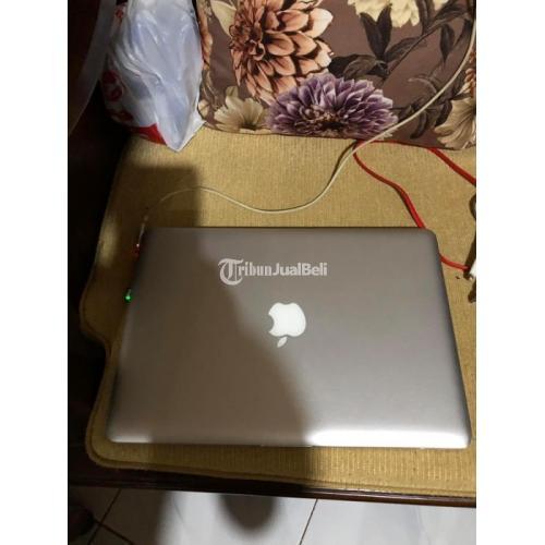 Apple Macbook Pro 13 inch Bekas Normal Ram 4GB Mulus Harga nego di