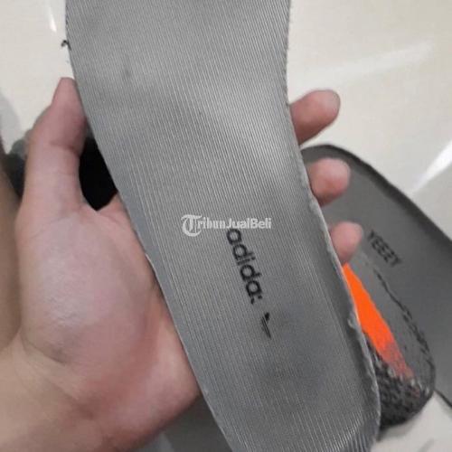 Sepatu Adidas Yeezy 350 V2 Beluga Bekas Ori Bagus Cuma Butuh Cuci