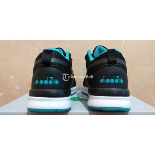 Harga sepatu clearance sneakers diadora