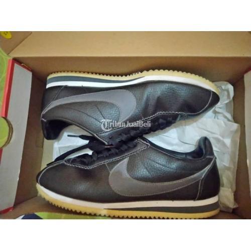 Nike cortez hotsell original black