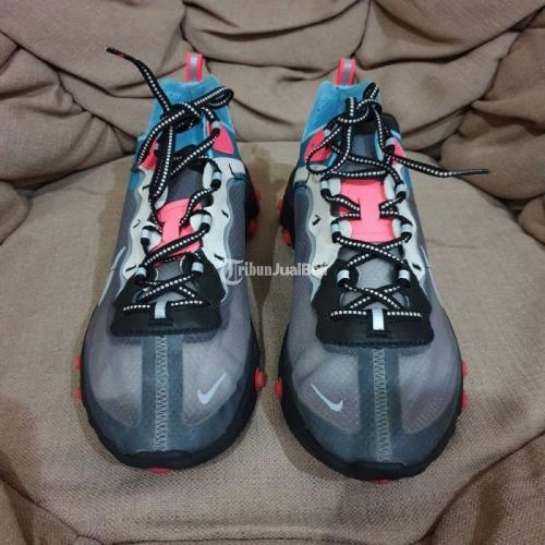 Sepatu Sneakers Nike React Element 87 Solar Red Seken Like New 100% Authentic - Surabaya