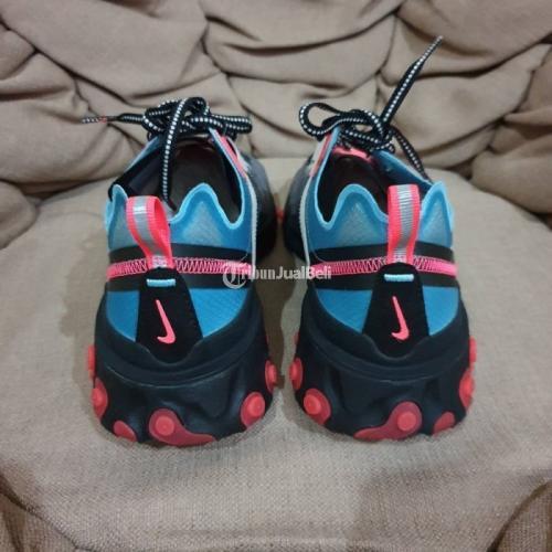 Sepatu Sneakers Nike React Element 87 Solar Red Seken Like New 100% Authentic - Surabaya
