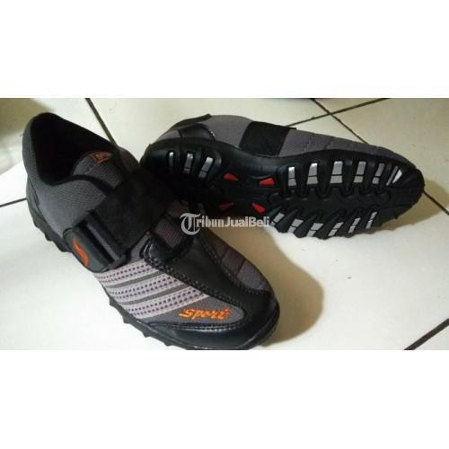 Sepatu Sepeda Murah Non Cleat Kondisi Baru Bahan Sintetis Berkualitas