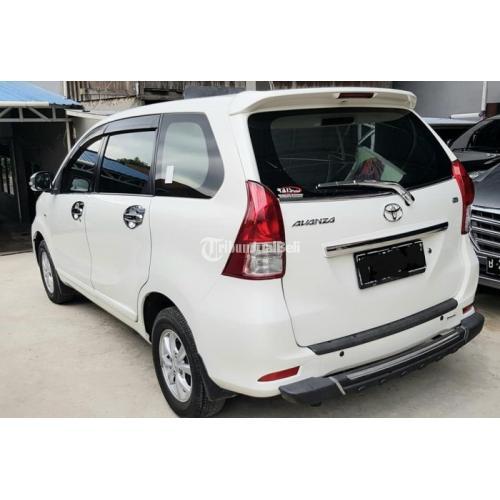 Avanza G Putih: Ikon Keandalan dan Fleksibilitas di Jalanan Indonesia