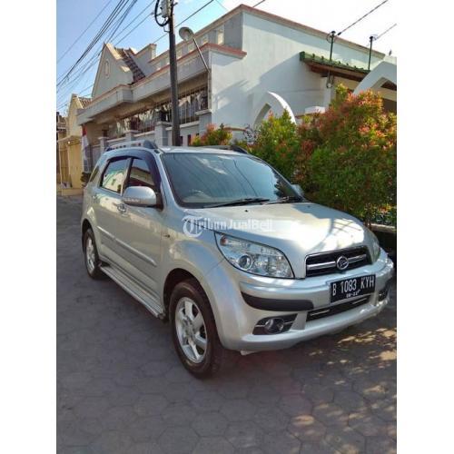 Mobil Daihatsu Terios TX Manual 2010 Silver Bekas Mulus Orisinil Surat Lengkap - Surakarta