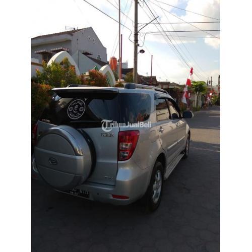 Mobil Daihatsu Terios TX Manual 2010 Silver Bekas Mulus Orisinil Surat Lengkap - Surakarta