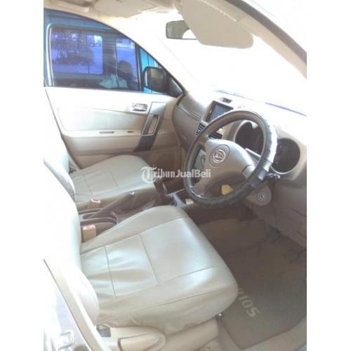 Mobil Daihatsu Terios TX Manual 2010 Silver Bekas Mulus Orisinil Surat Lengkap - Surakarta
